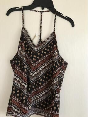 Bohemian Style Floral Print Sleeveless Top with T-Strap Back